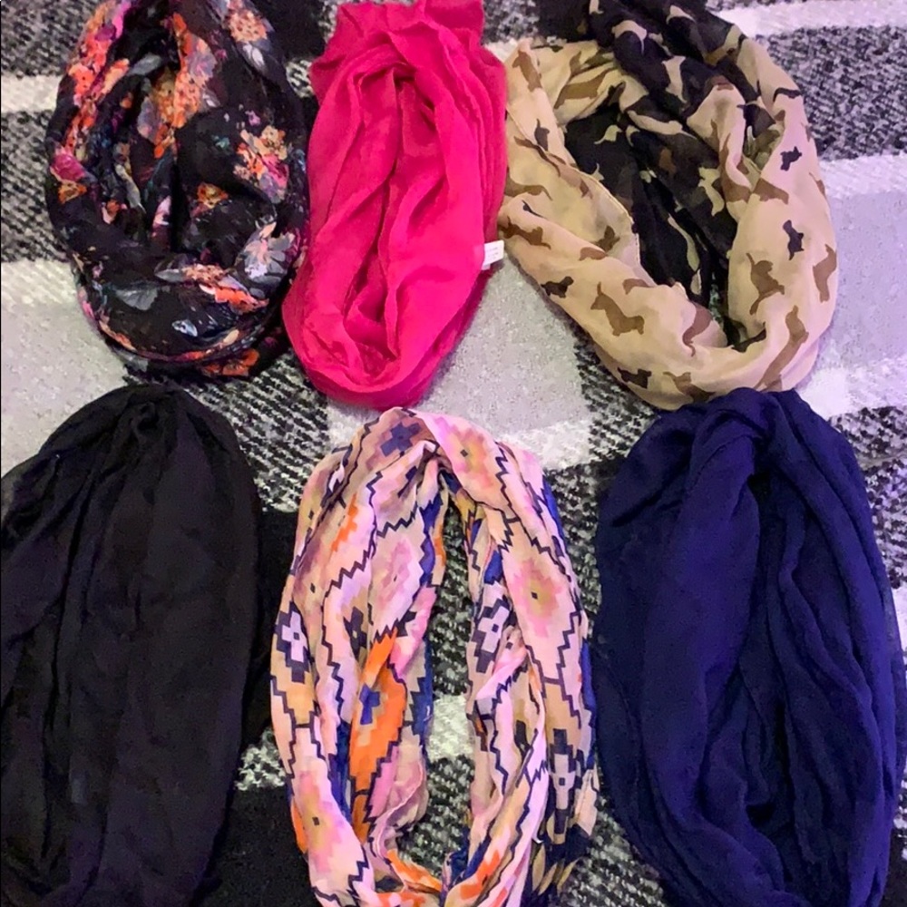 Fashion infinity scarfs